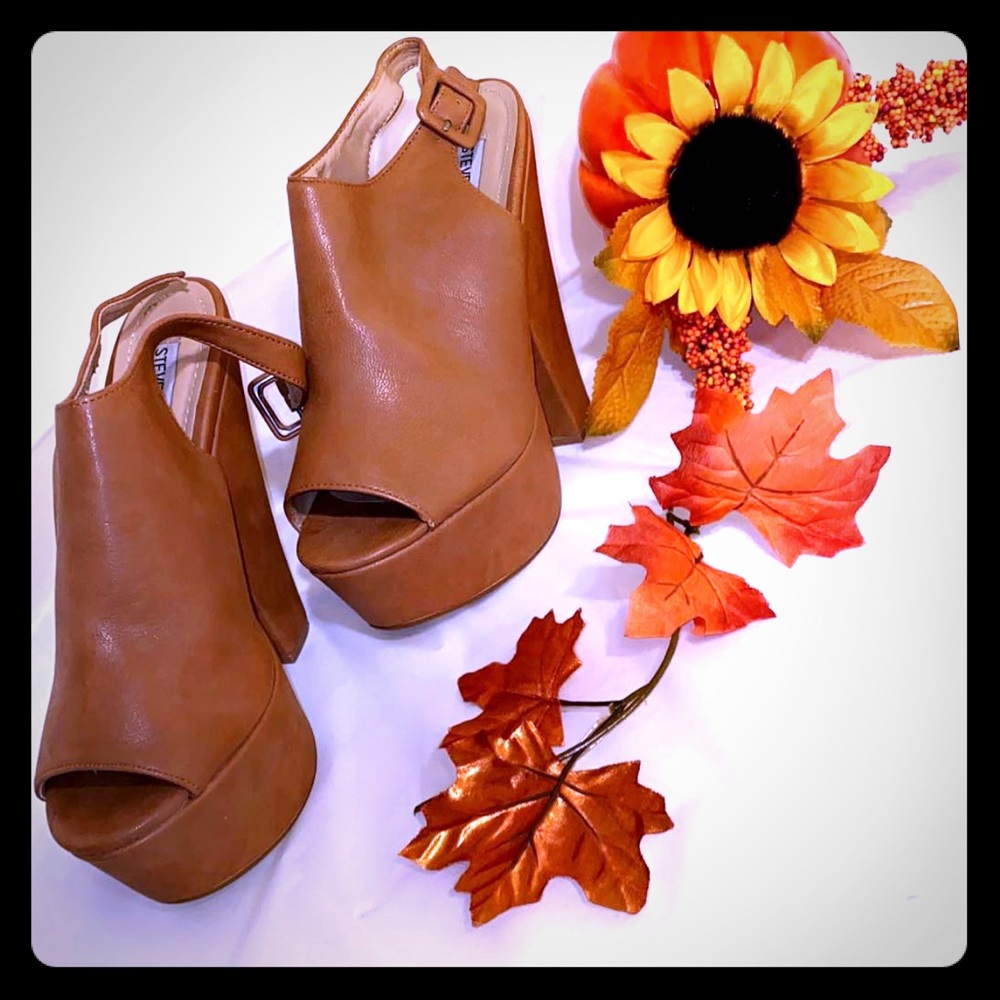 NEW Steve Madden Heels size 9